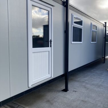 40ft x 10ft Open Plan Office with Toilet & Kitchenette