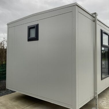 20ft x 10ft Jackleg Cabin with separate Kitchenette with Full Goosewing Wall Panels and Antricite Windows and Door