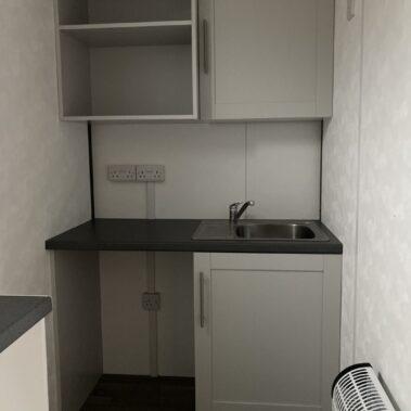 20ft x 10ft Jackleg Cabin with separate Kitchenette with Full Goosewing Wall Panels and Antricite Windows and Door